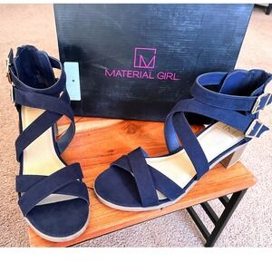 Material Girl Navy Blue Strappy Block Heel Gladiator Sandals Womens 10.5 M NWB